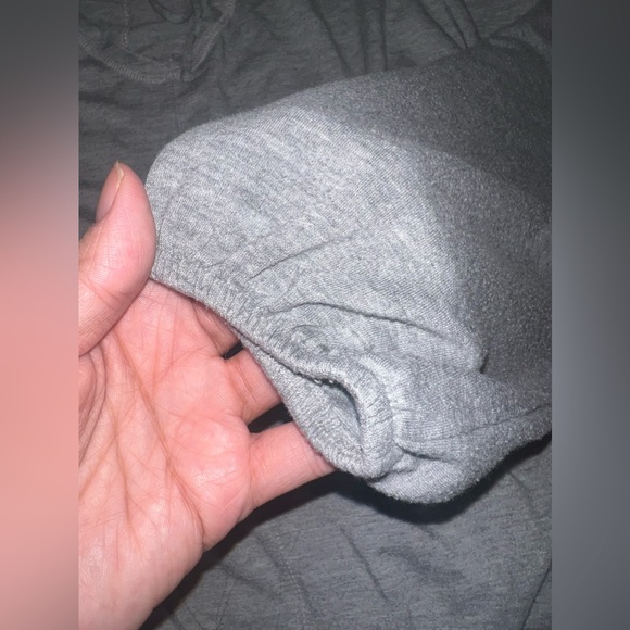 Aerie Soft Grey Hoodie with drawstrings GUC Size Medium - Picture 5 of 5